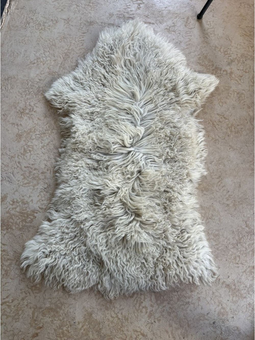 Natures Collection Austrian Curly Sheepskin Throw Rug Ivory 41x20